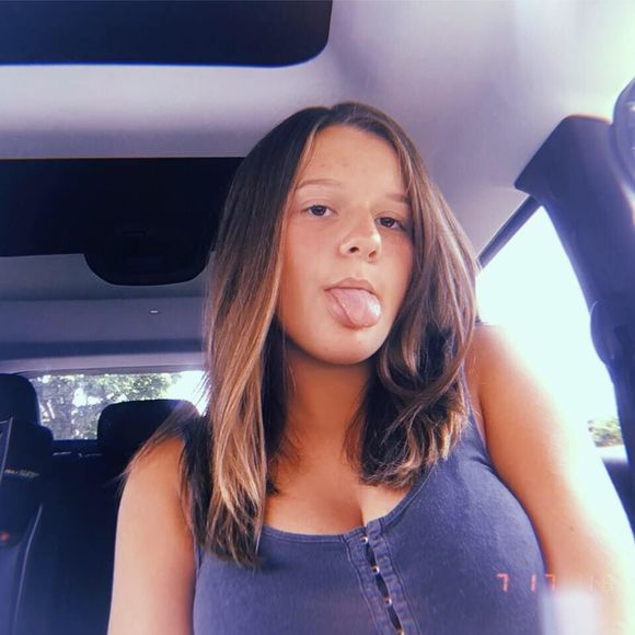 Meet your Posher, Lillian - Picture 1 of 1